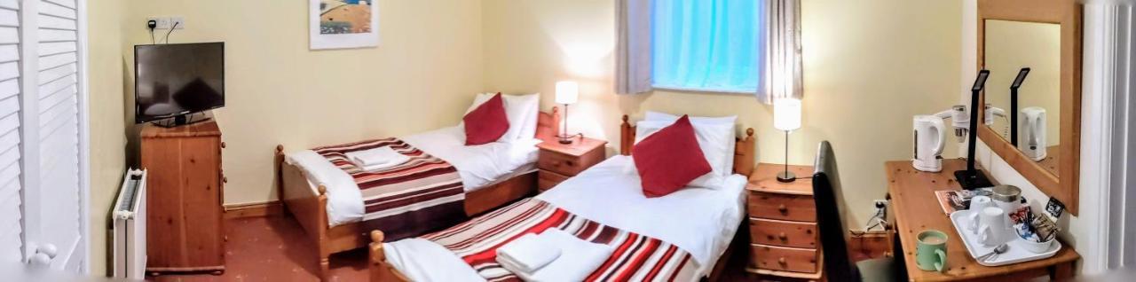 Ivybridge Guesthouse Fishguard Exteriör bild