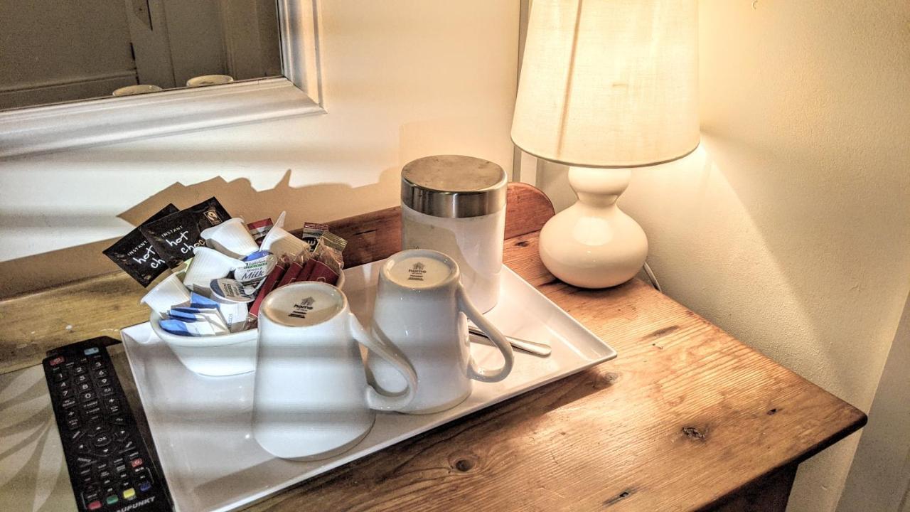 Ivybridge Guesthouse Fishguard Exteriör bild
